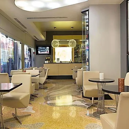 C-hotels Rubens 酒店