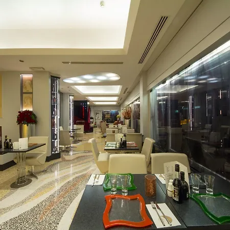 Hotel C-hotels Rubens 4*