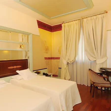 Hotel Antares Rubens