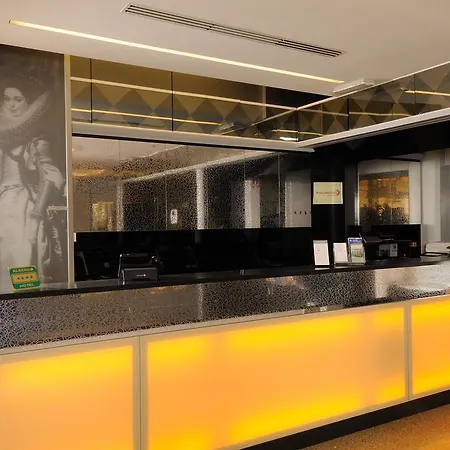 安尼塔斯鲁宾斯酒店
