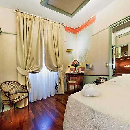 C-hotels Rubens Отель