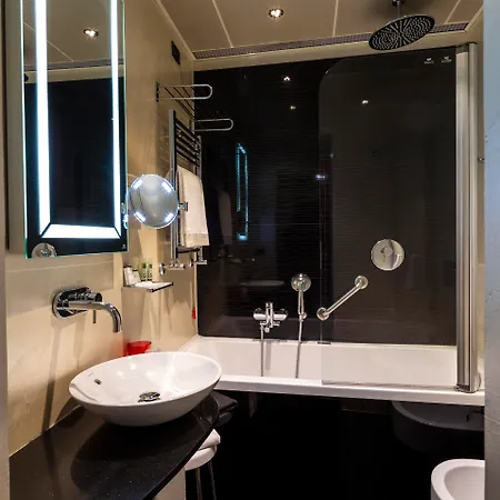 C-hotels Rubens Отель 4*